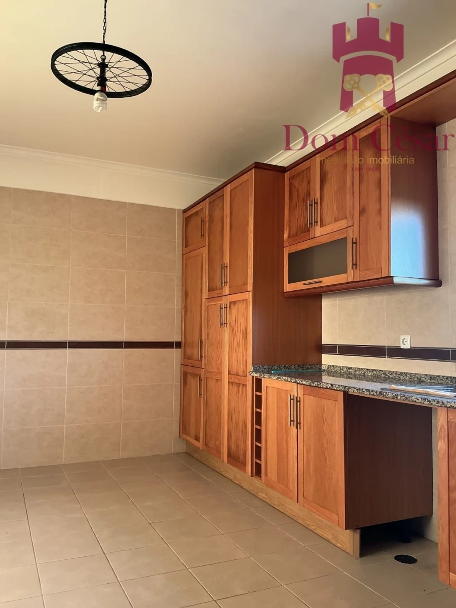 Moradia T4 para Venda em Salvaterra de Magos e Foros de Salvaterra Foto 11