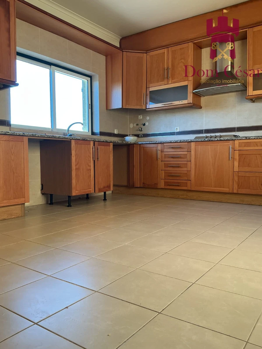 Moradia T4 para Venda em Salvaterra de Magos e Foros de Salvaterra Foto 7