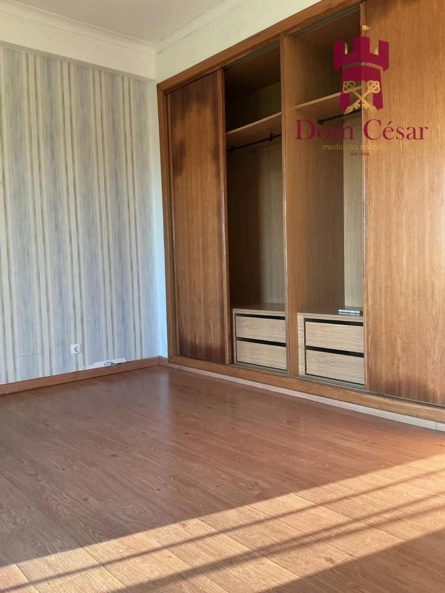 Moradia T4 para Venda em Salvaterra de Magos e Foros de Salvaterra Foto 10