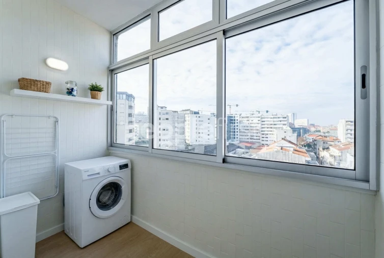 Apartamento T2 para Venda em Mafamude e Vilar do Paraíso Foto 4