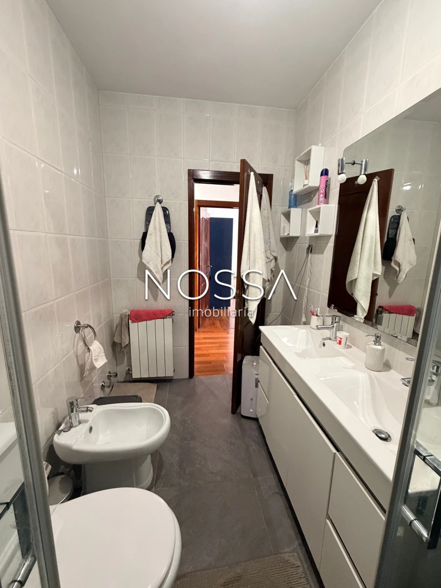 Apartamento T3 para Venda em Fregim Foto 16