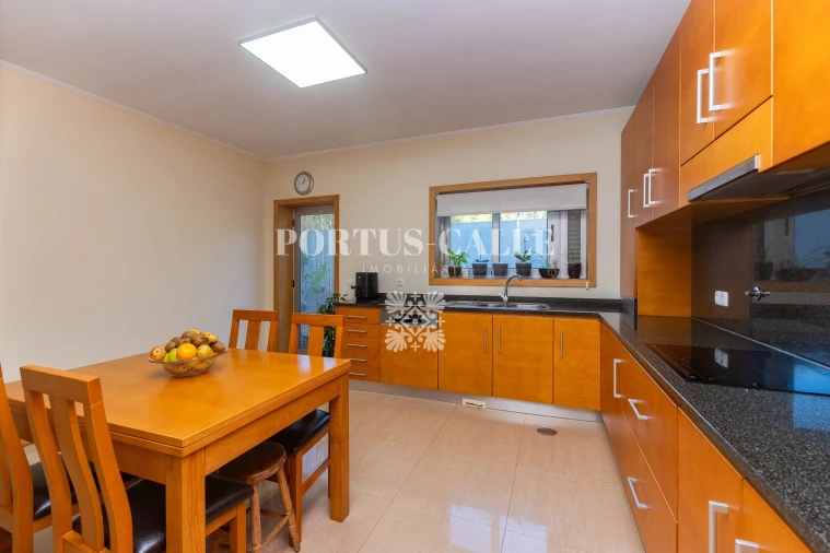 Moradia T3 para Venda em Mozelos Foto 14