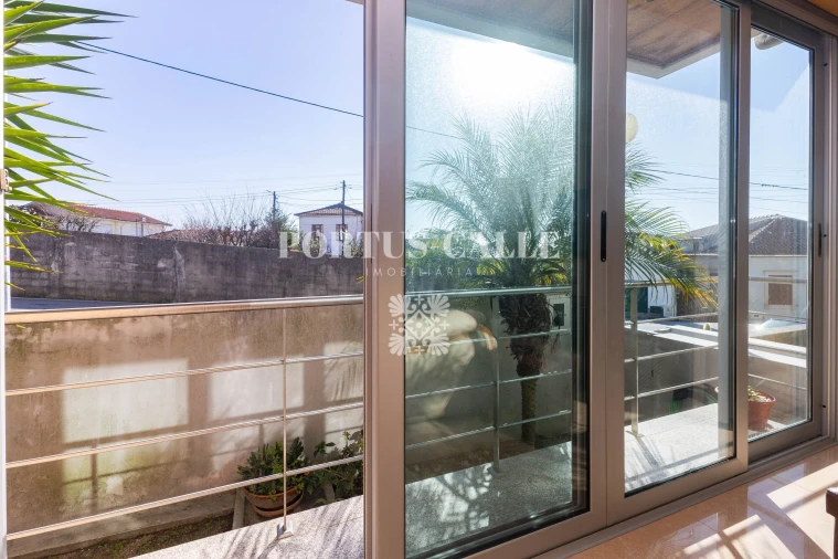 Moradia T3 para Venda em Mozelos Foto 12