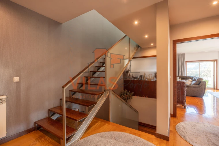 Moradia T3 para Venda em Lordelo Foto 9