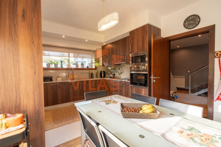 Moradia T3 para Venda em Lordelo Foto 11