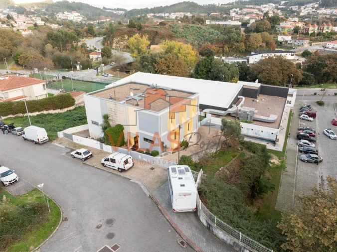 Moradia T3 para Venda em Lordelo Foto 4