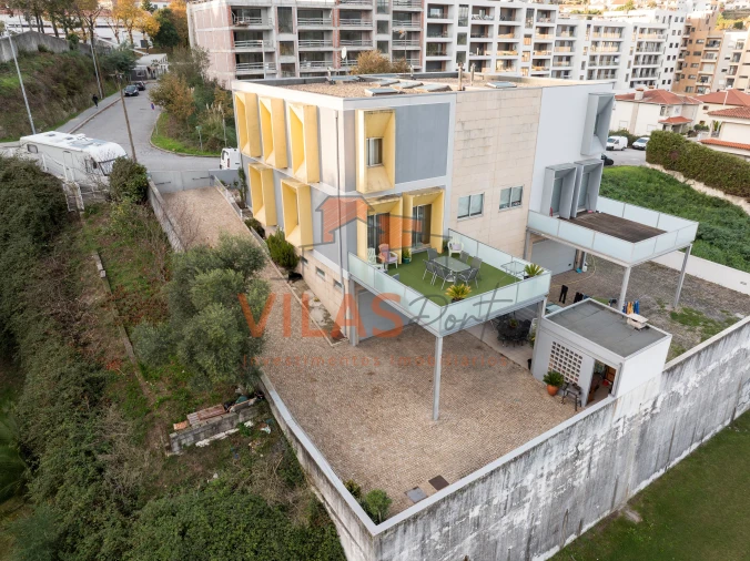 Moradia T3 para Venda em Lordelo Foto 1