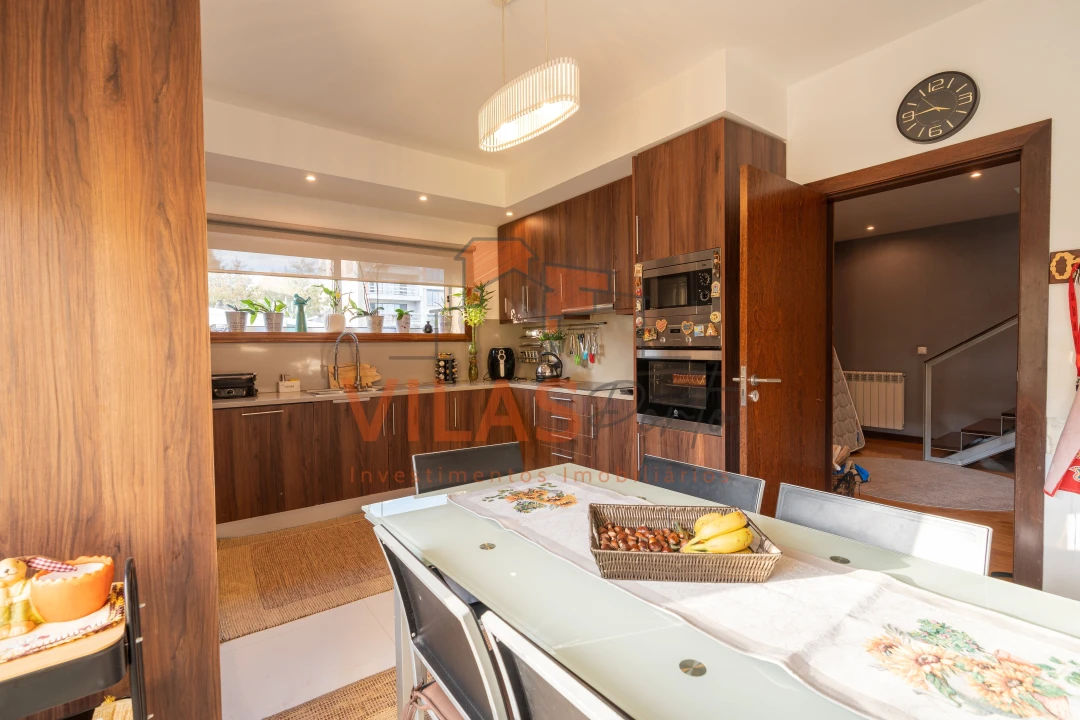 Moradia T3 para Venda em Lordelo Foto 11