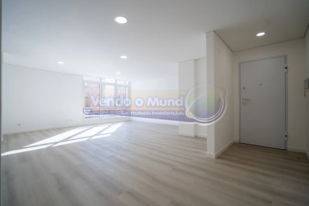 Apartamento T3 para Venda em Vialonga Foto 8