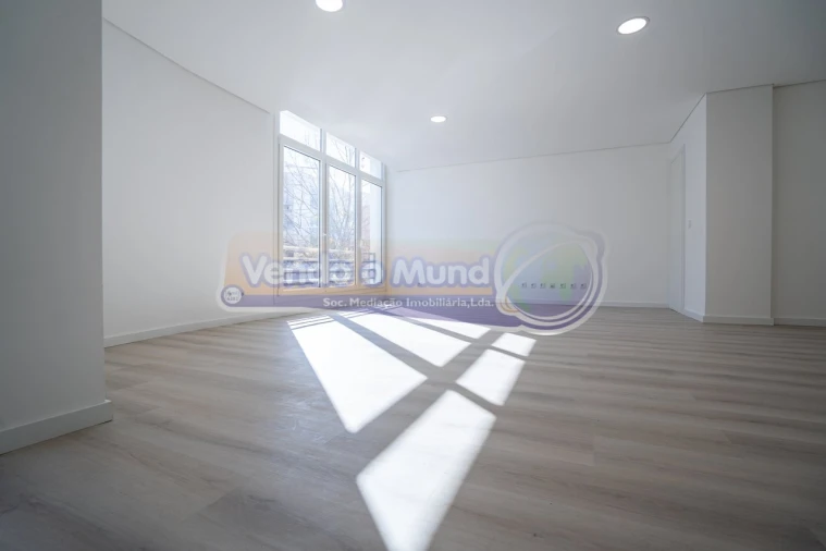Apartamento T3 para Venda em Vialonga Foto 7