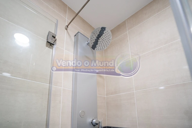 Apartamento T3 para Venda em Vialonga Foto 14