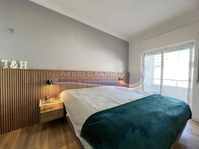 Apartamento T3 para Venda em Agualva e Mira-Sintra Foto 13
