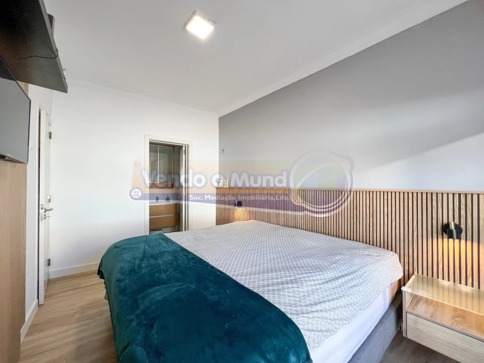 Apartamento T3 para Venda em Agualva e Mira-Sintra Foto 14