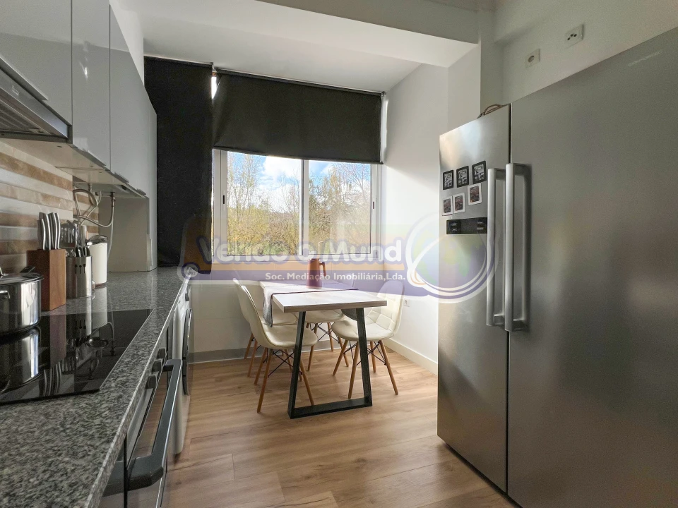 Apartamento T3 para Venda em Agualva e Mira-Sintra Foto 3