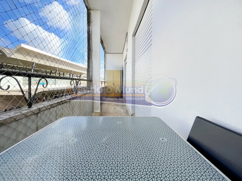 Apartamento T3 para Venda em Agualva e Mira-Sintra Foto 17