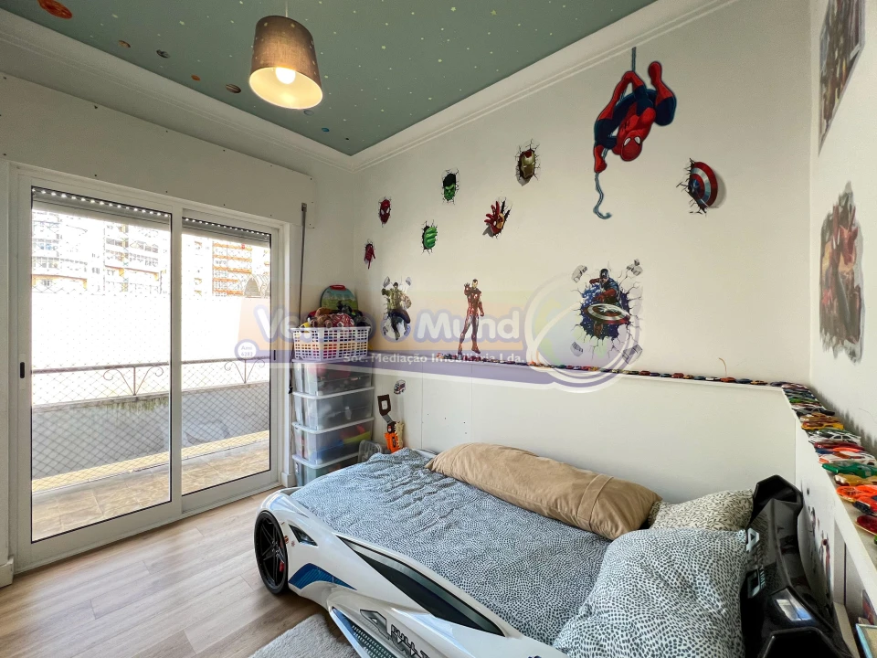 Apartamento T3 para Venda em Agualva e Mira-Sintra Foto 18