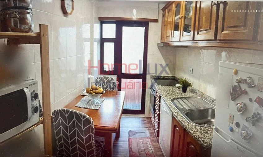 Apartamento T2 para Venda em Rio Tinto Foto 2