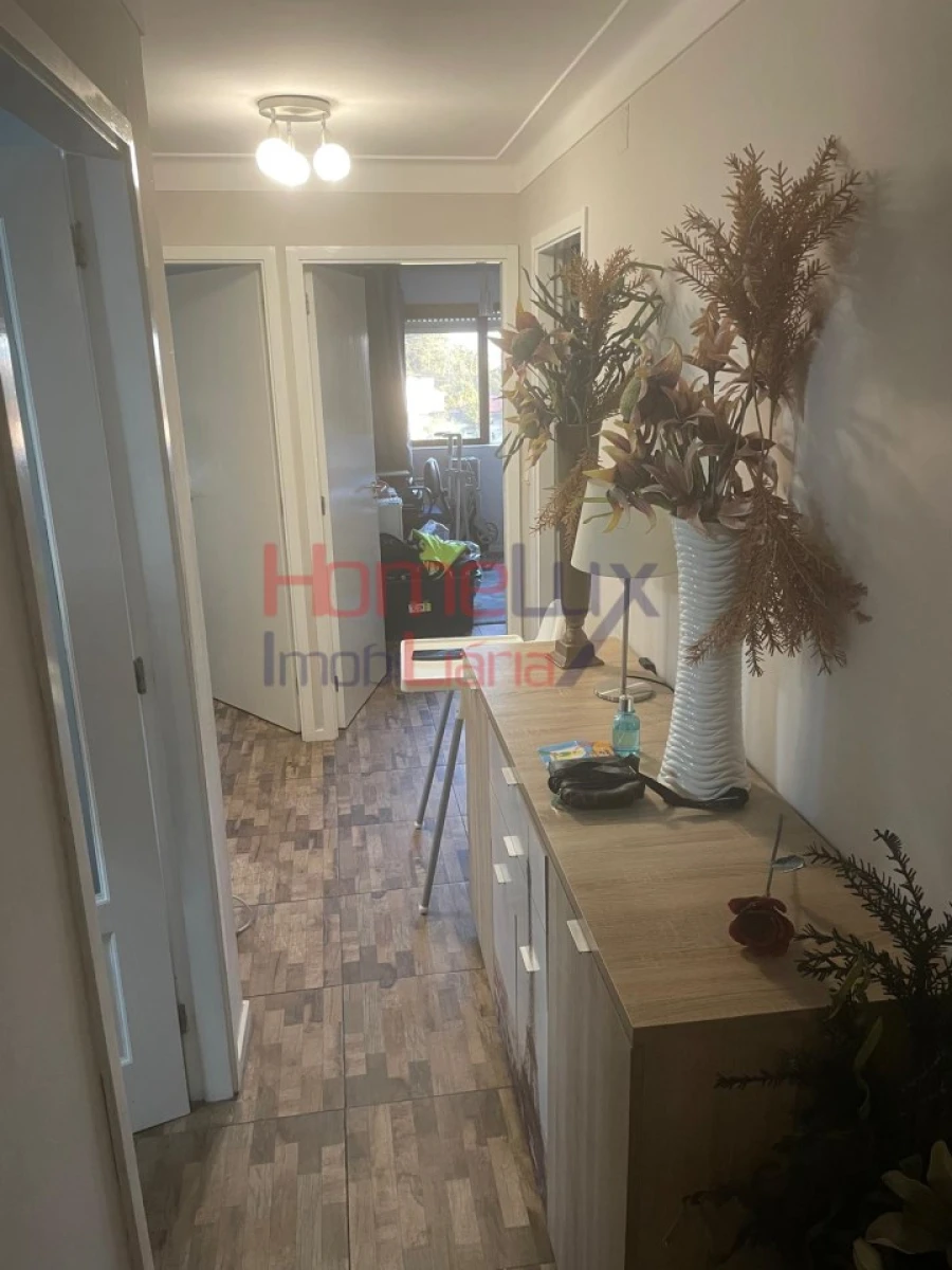 Apartamento T2 para Venda em Rio Tinto Foto 5