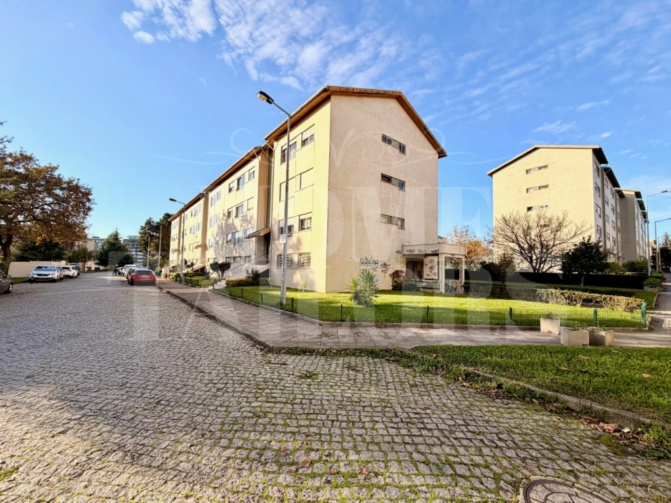 Apartamento T4 para Venda em São Mamede de Infesta e Senhora da Hora Foto 36