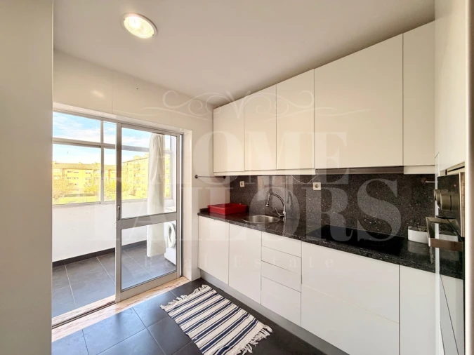 Apartamento T4 para Venda em São Mamede de Infesta e Senhora da Hora Foto 2