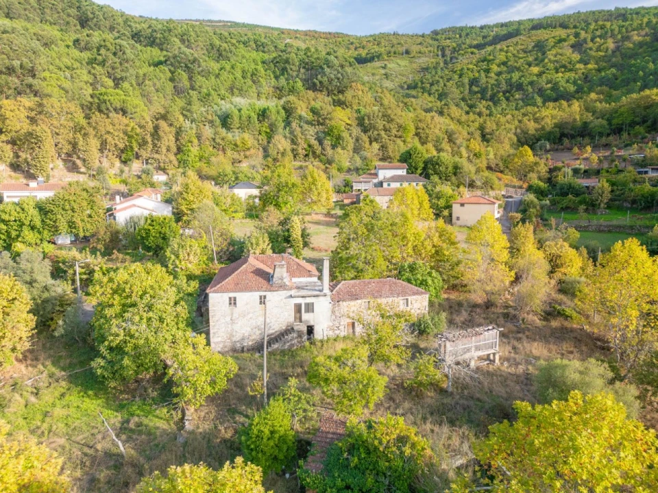 Moradia para Venda em Santa Marinha Foto 3