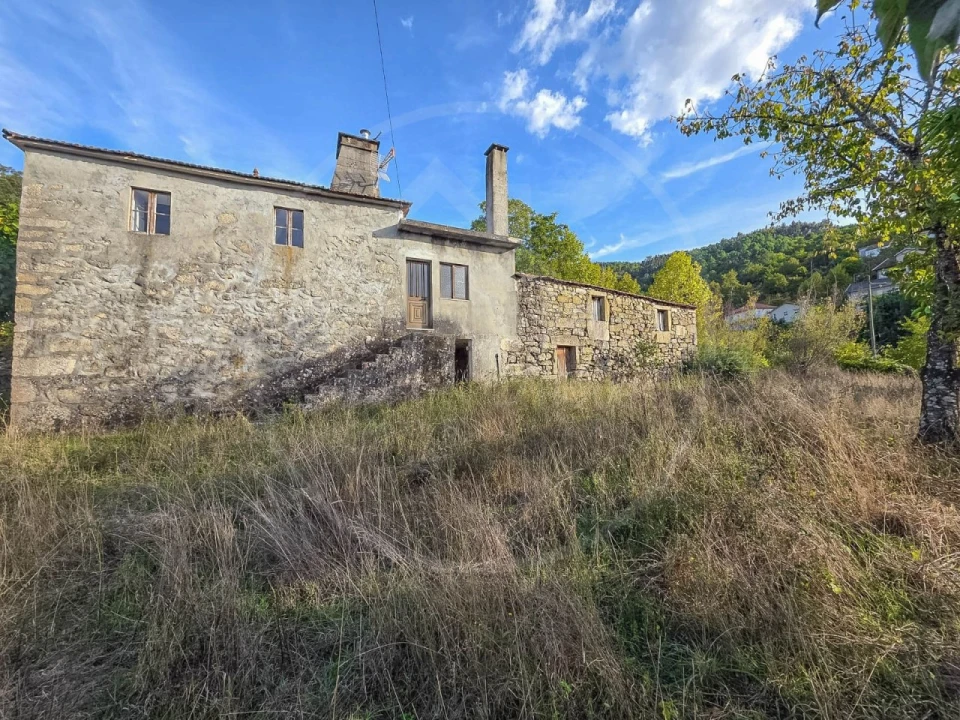 Moradia para Venda em Santa Marinha Foto 4