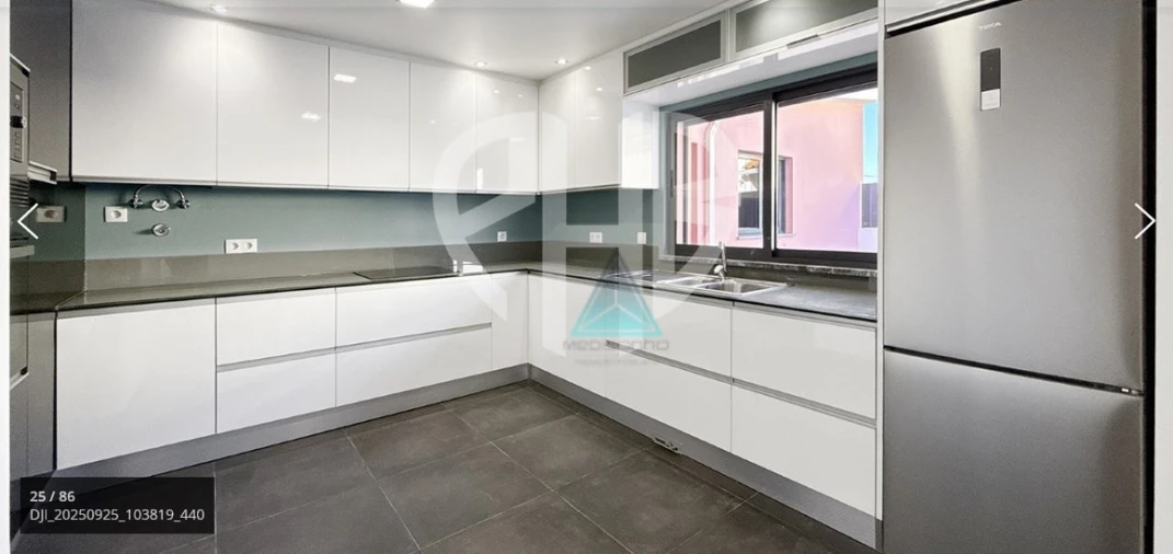 Moradia T5 para Venda em Fernao Ferro Foto 2