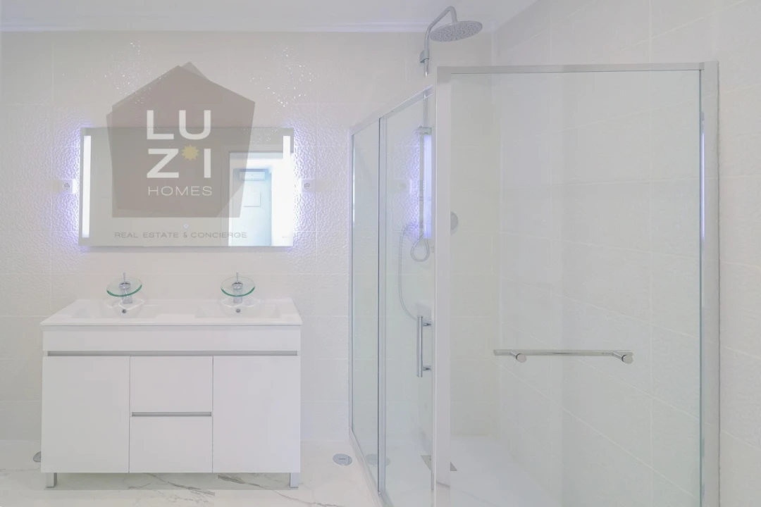 Apartamento T1 para Venda em Lagoa e Carvoeiro Foto 16