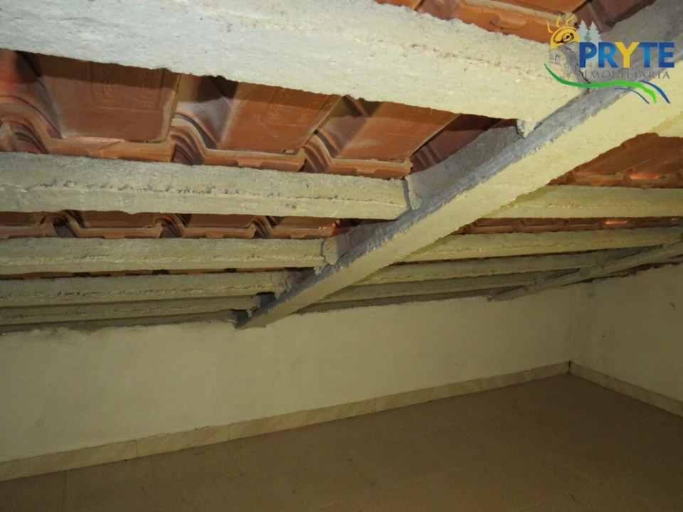 Moradia T5 para Venda em São João do Peso Foto 36