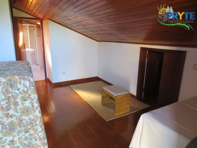 Moradia T5 para Venda em São João do Peso Foto 37