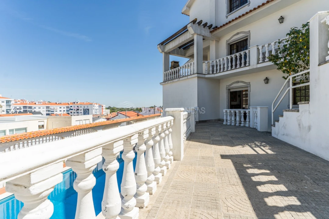 Moradia T6 para Venda em Amora Foto 27