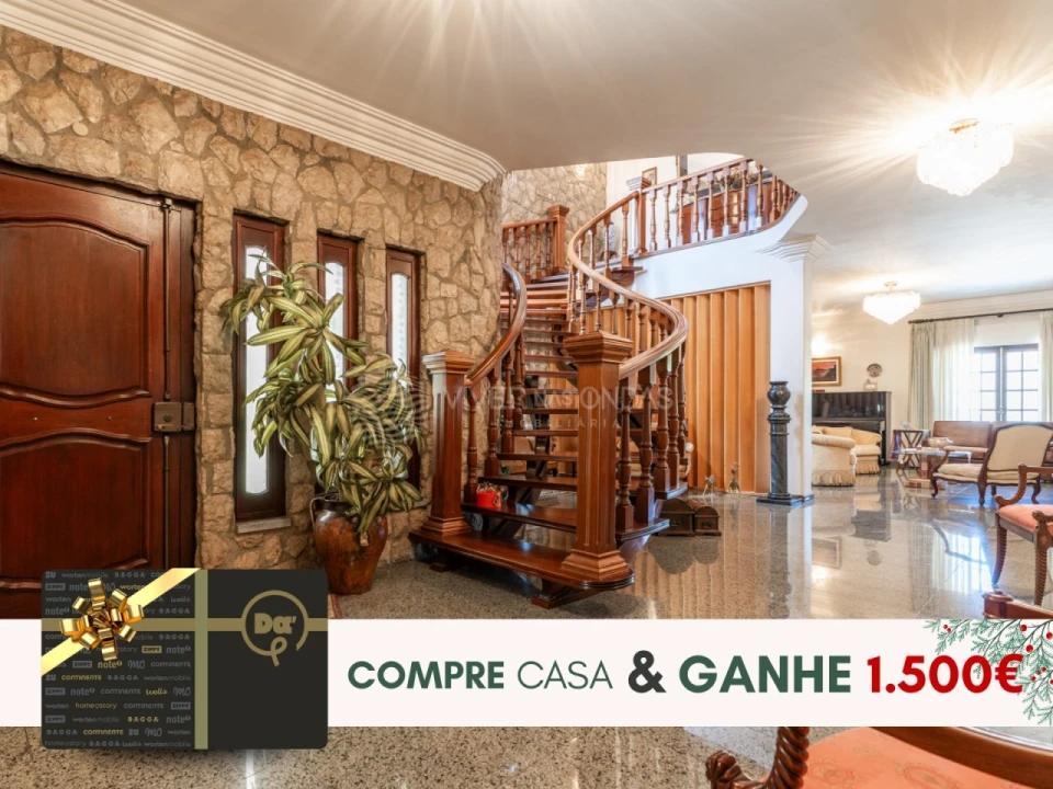 Moradia T6 para Venda em Amora Foto 1