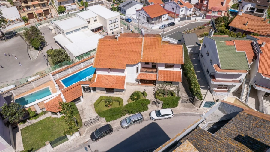 Moradia T6 para Venda em Amora Foto 37