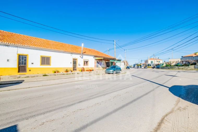 Moradia T2 para Venda em Azeitão (São Lourenço e São Simão) Foto 2