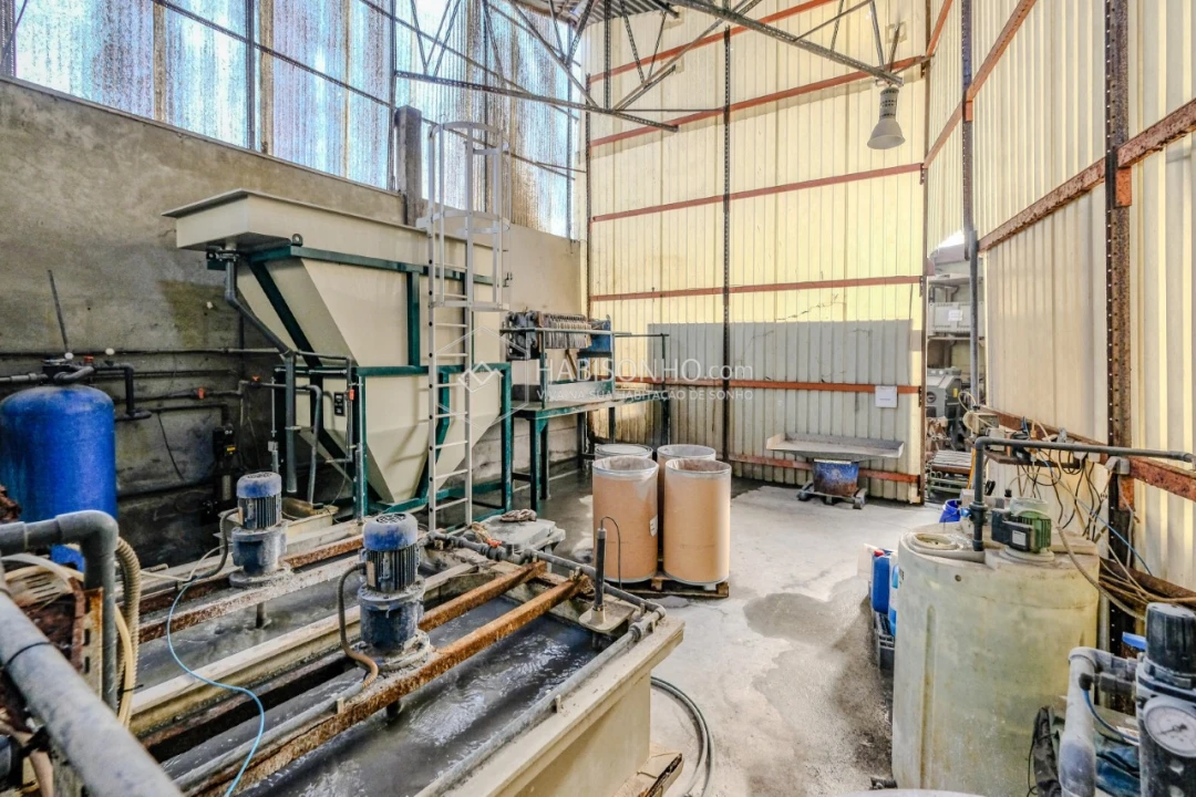 Armazém para Venda em Rio Tinto Foto 5