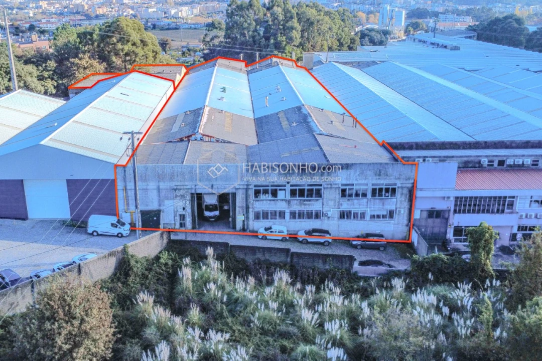 Armazém para Venda em Rio Tinto Foto 23