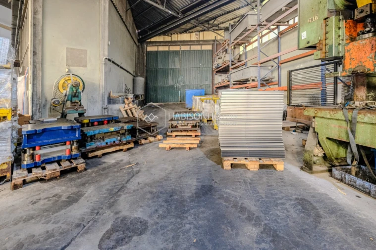 Armazém para Venda em Rio Tinto Foto 8