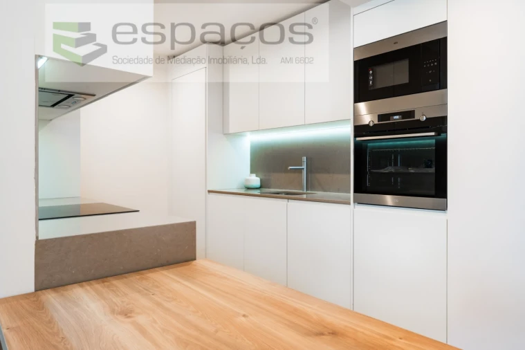 Apartamento T3 para Venda em Olivais Foto 3