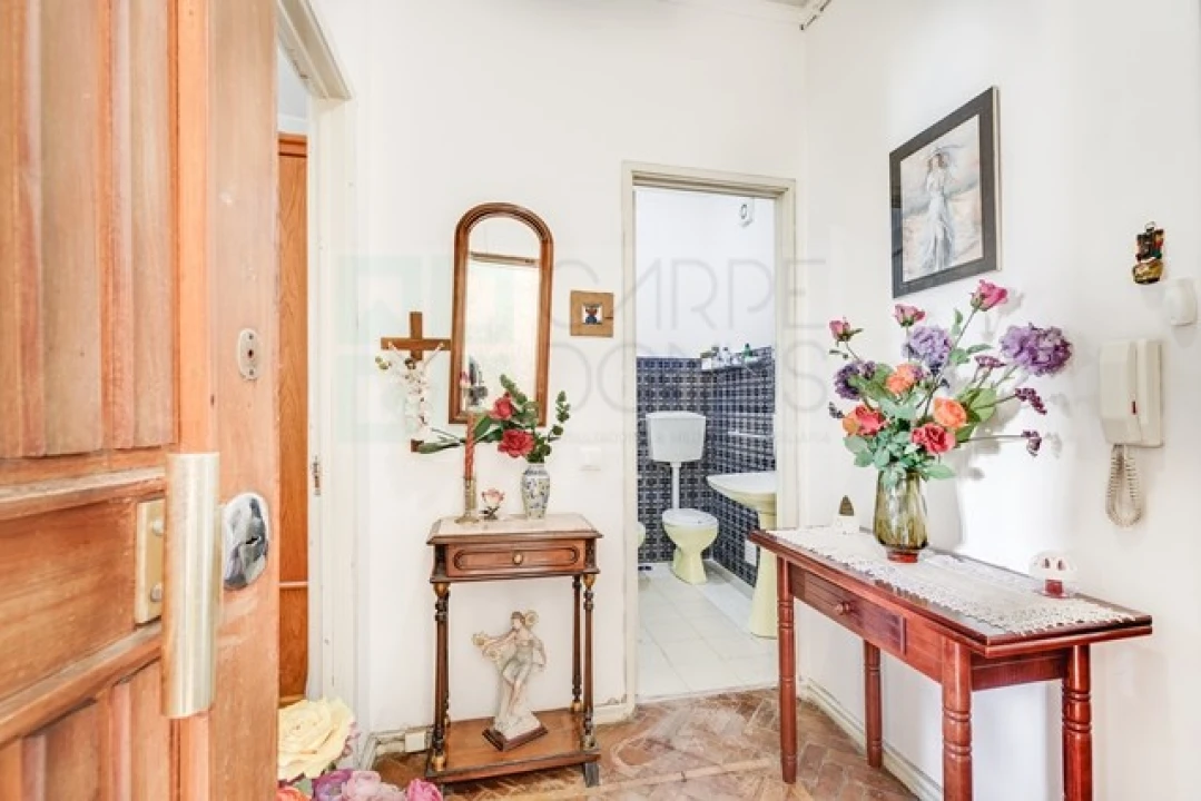 Apartamento T3 para Venda em Areeiro Foto 17