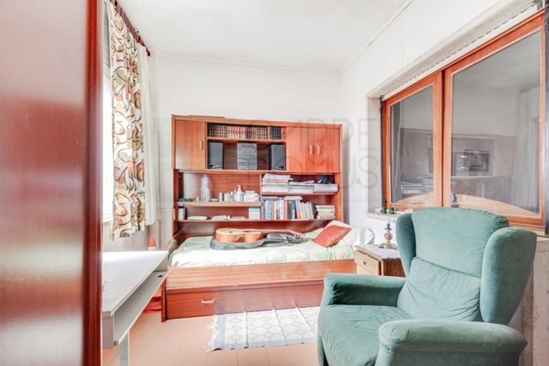 Apartamento T3 para Venda em Areeiro Foto 4