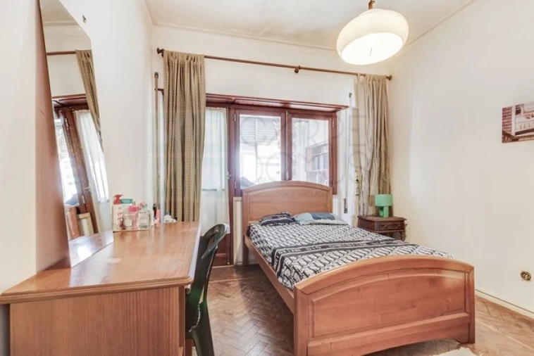 Apartamento T3 para Venda em Areeiro Foto 18