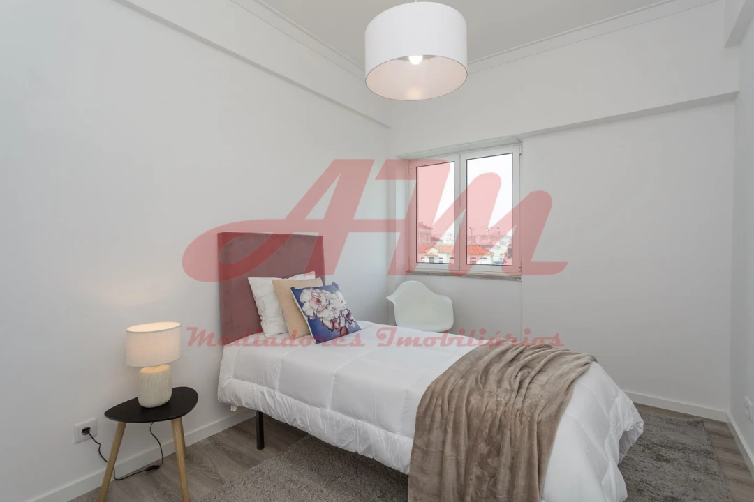 Apartamento T3 para Venda em Benfica Foto 10