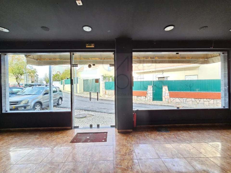 Prédio para Venda em Algueirão-Mem Martins Foto 6