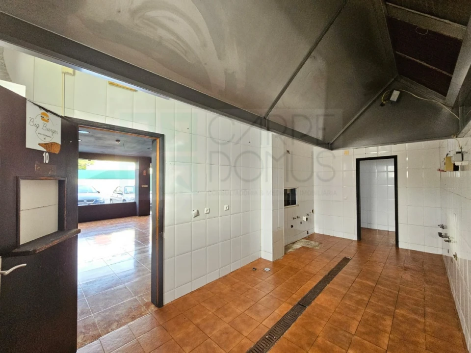 Prédio para Venda em Algueirão-Mem Martins Foto 14