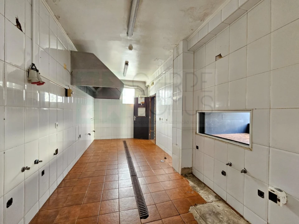 Prédio para Venda em Algueirão-Mem Martins Foto 8