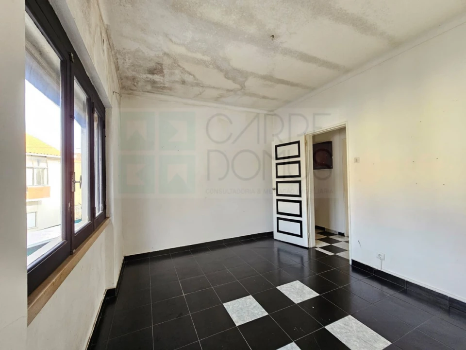 Prédio para Venda em Algueirão-Mem Martins Foto 32