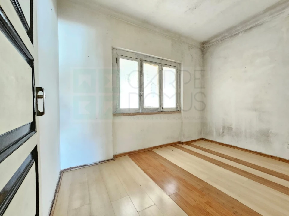 Prédio para Venda em Algueirão-Mem Martins Foto 34