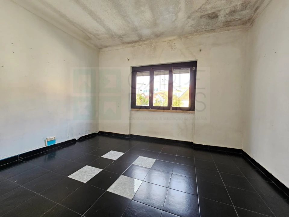 Prédio para Venda em Algueirão-Mem Martins Foto 39