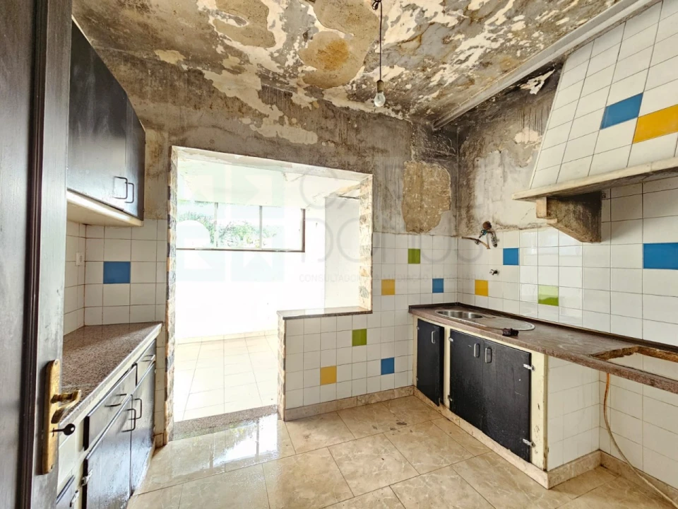 Prédio para Venda em Algueirão-Mem Martins Foto 57