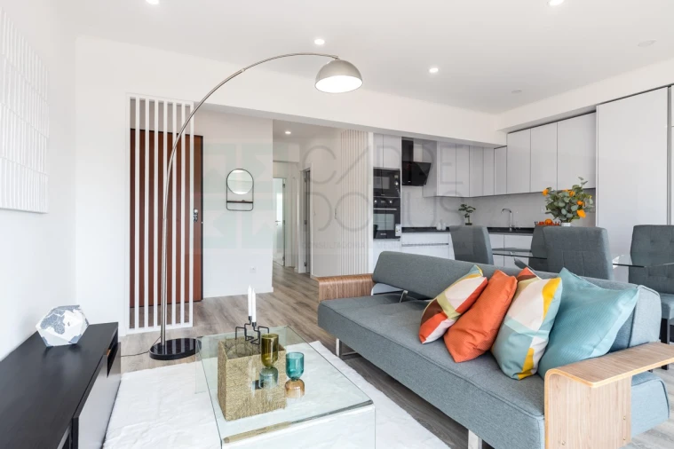 Apartamento T3 para Venda em Benfica Foto 3